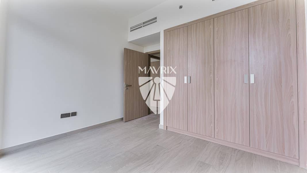 8 Image 8