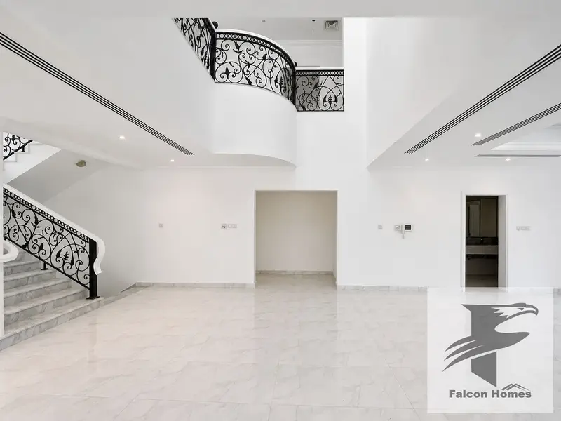 Spacious 5BR Villa | Private pool and Big Garden