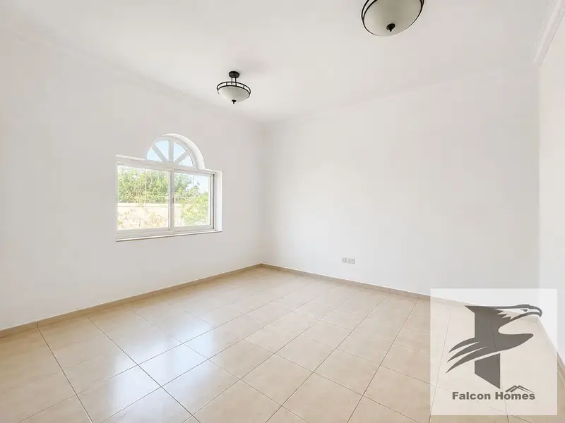 Spacious 5BR Villa | Private pool and Big Garden