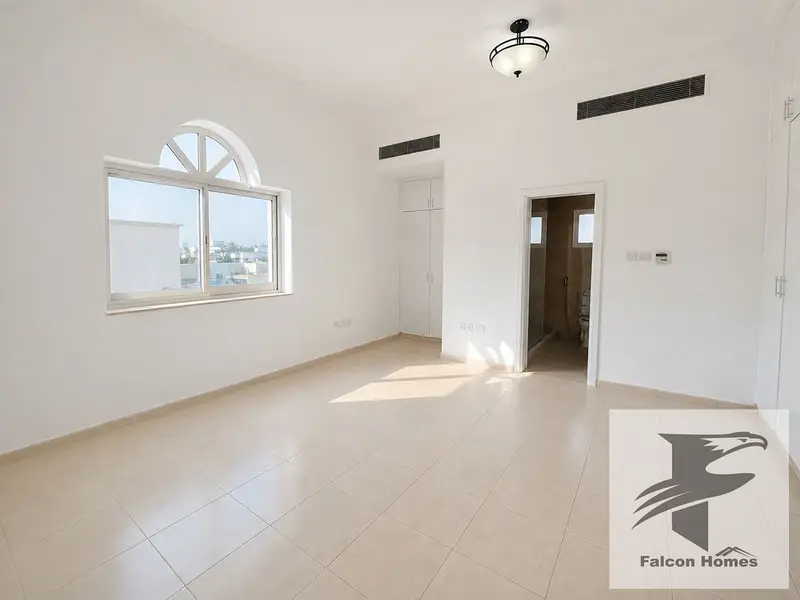 Spacious 5BR Villa | Private pool and Big Garden