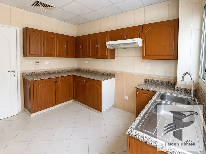 Spacious 5BR Villa | Private pool and Big Garden