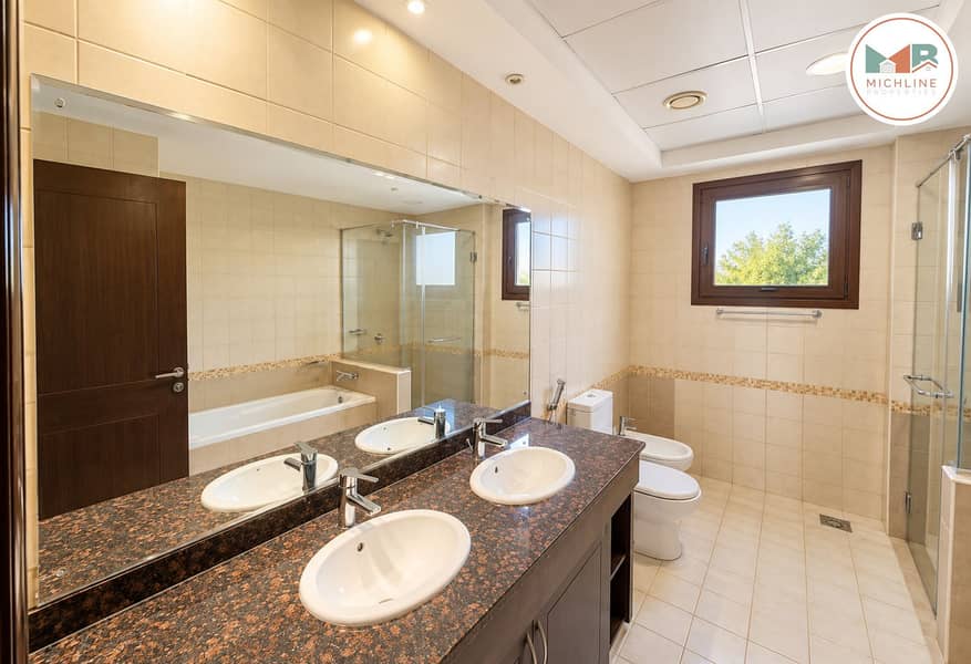 12 Spacious Modern Neutral Bathroom. png