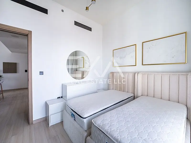 Fully Furnished I Prime Location I Ready to Move in
