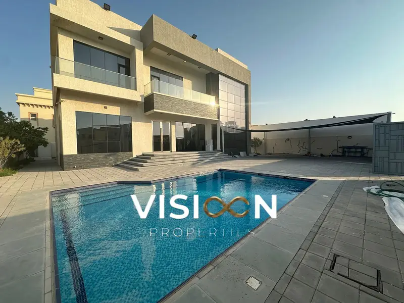 Spacious 5BR Villa | Private Pool | Garden