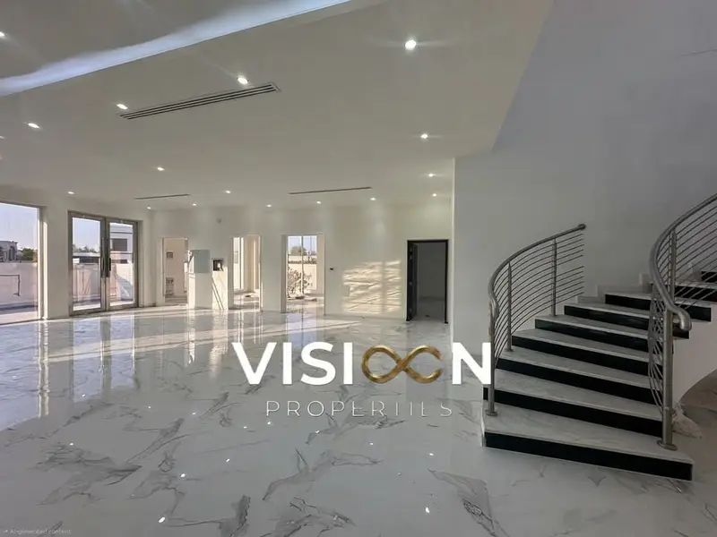 Spacious 5BR Villa | Private Pool | Garden