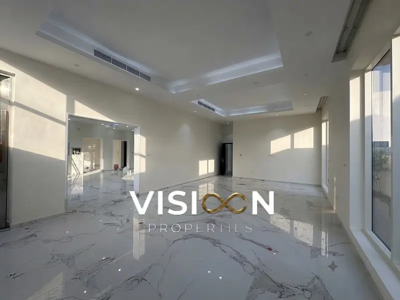 Spacious 5BR Villa | Private Pool | Garden