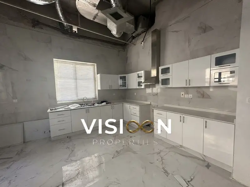 Spacious 5BR Villa | Private Pool | Garden