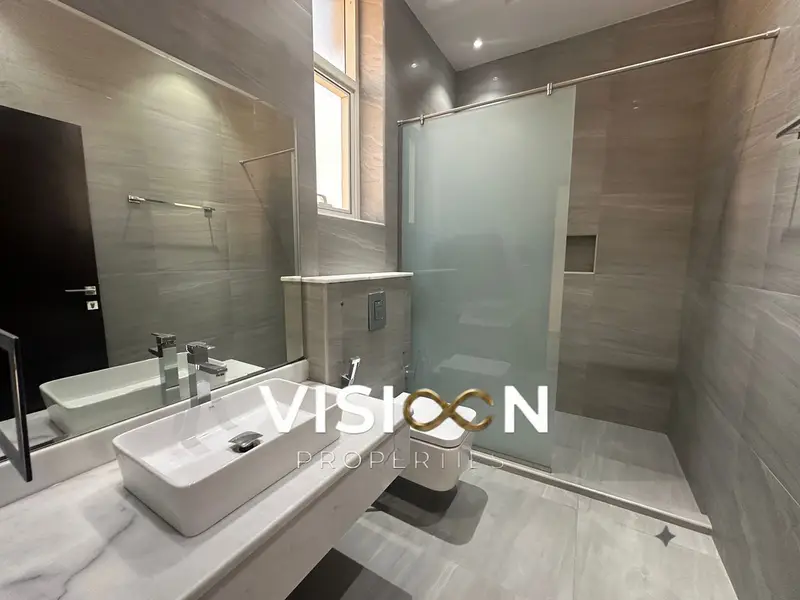 Spacious 5BR Villa | Private Pool | Garden