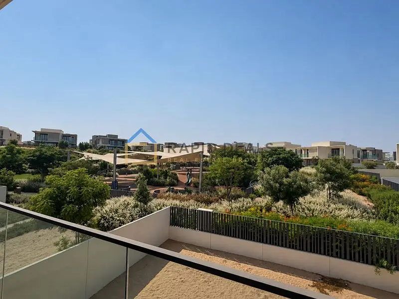 5BR+M Spacious Villa | Opposite Park | Brand New