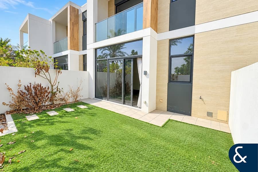 3 Bed + Maid | Unfurnished | Open Plan