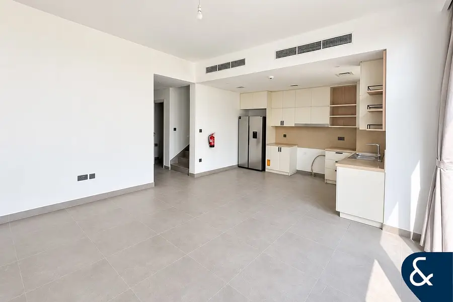 3 Bed + Maid | Unfurnished | Open Plan