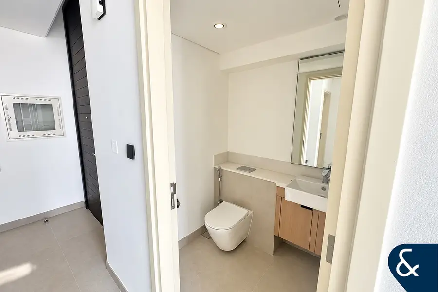 3 Bed + Maid | Unfurnished | Open Plan