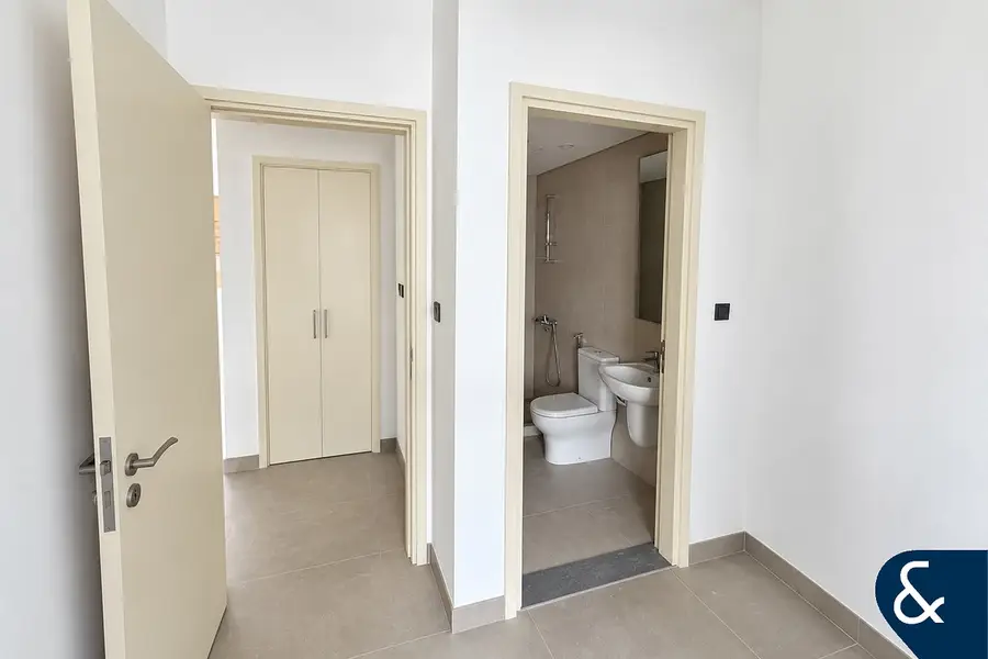 3 Bed + Maid | Unfurnished | Open Plan