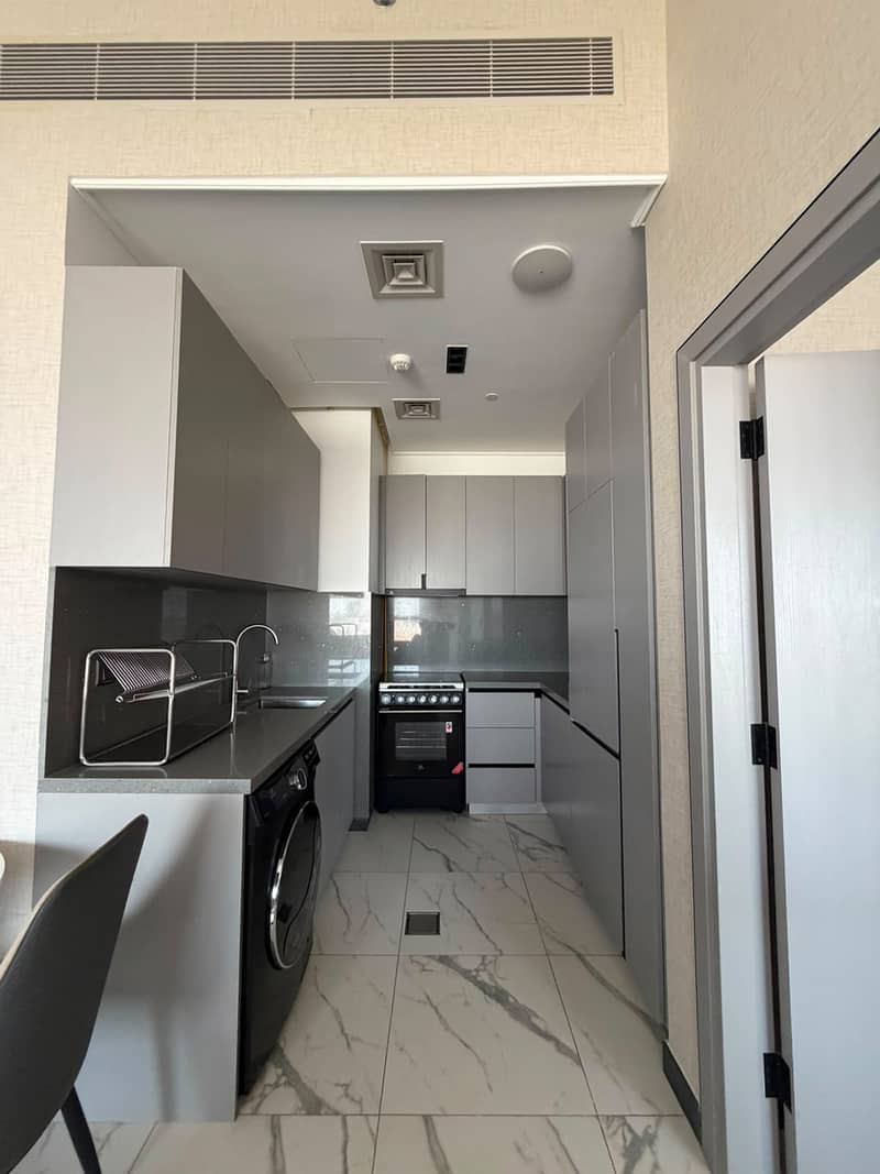 11 WhatsApp Image 2026-10-16 at 15.27. 33 (2). jpeg