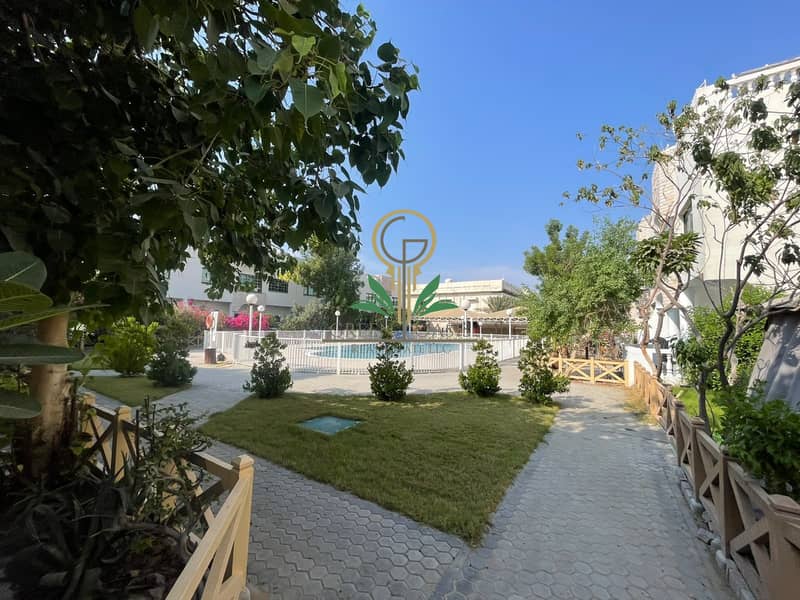 Villa in Al Badaa, 4 slaapkamers, 260000 AED - 16881047 Villa in Al Badaa, 4 slaapkamers, 260000 AED - 16881047
