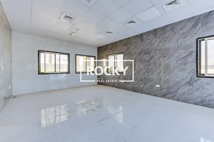 Exclusive | Heavy Equipment Storage | Open Yard