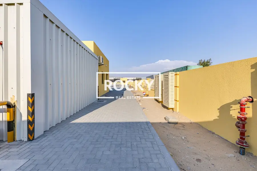 Exclusive | Heavy Equipment Storage | Open Yard