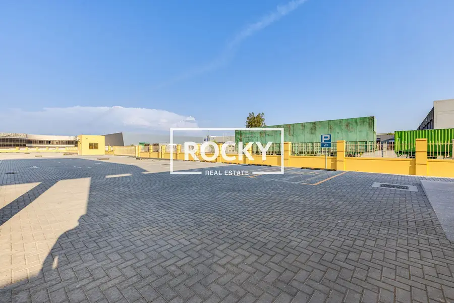 Exclusive | Heavy Equipment Storage | Open Yard