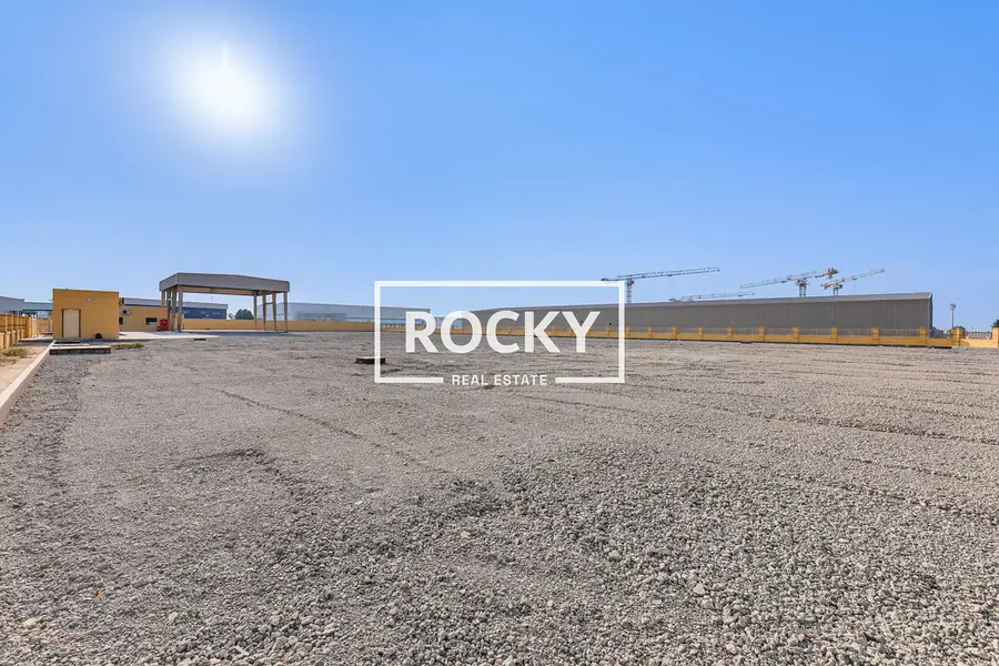 Exclusive | Heavy Equipment Storage | Open Yard