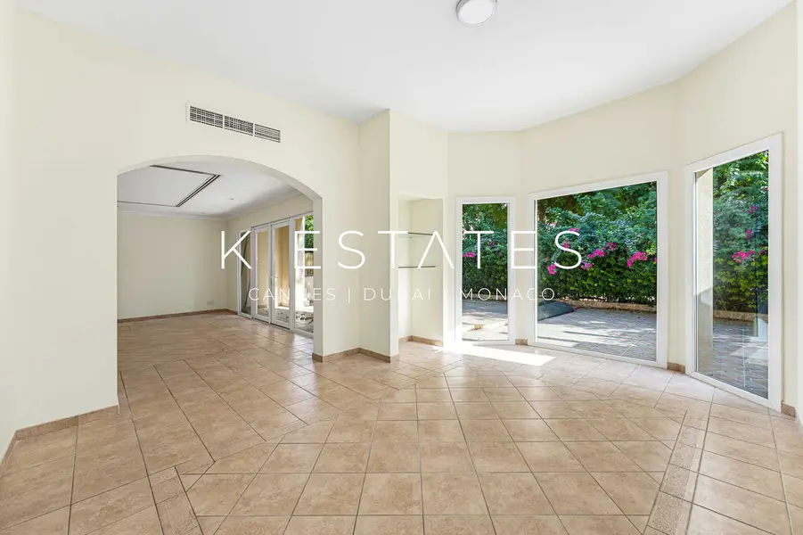Upgraded | Spacious Layout | Vacant | Near Park