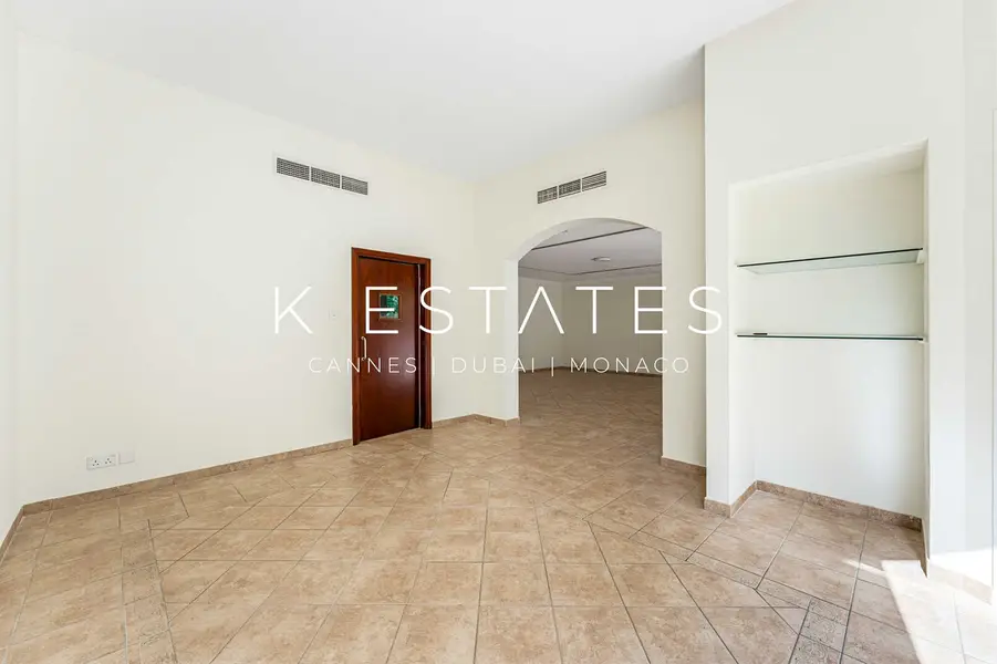 Upgraded | Spacious Layout | Vacant | Near Park