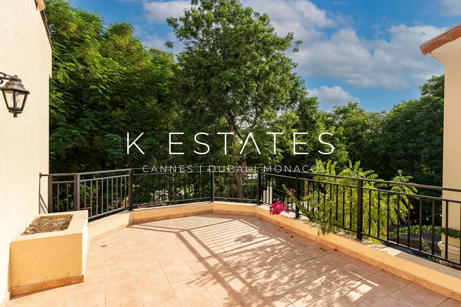 Upgraded | Spacious Layout | Vacant | Near Park