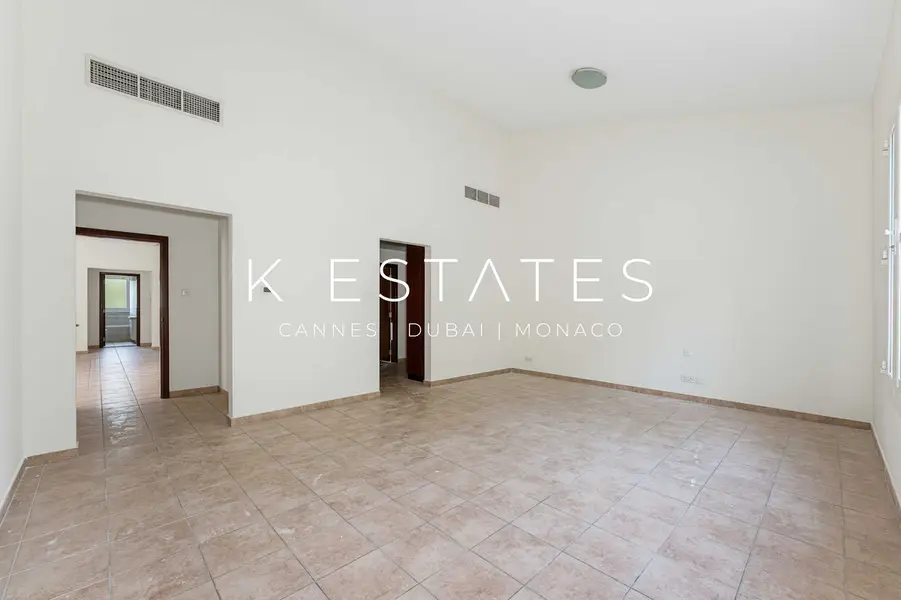 Upgraded | Spacious Layout | Vacant | Near Park