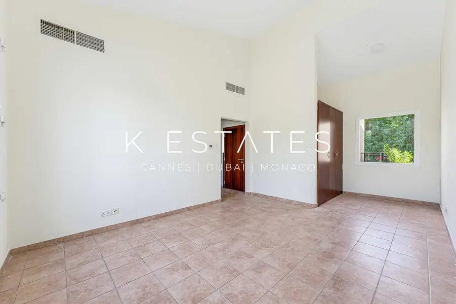 Upgraded | Spacious Layout | Vacant | Near Park