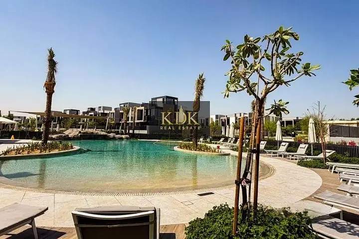 Spacious 3 BR | Huge Layout | Park View | Call Now