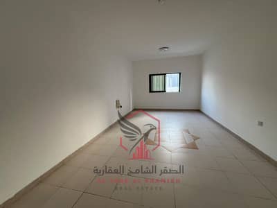 Appartement de 2 chambres à à louer à Abu Shagara, Sharjah - WhatsApp Image 2026-10-15 at 6.20. 39 AM. jpeg Appartement de 2 chambres à à louer à Abu Shagara, Sharjah - WhatsApp Image 2026-10-15 at 6.20. 39 AM. jpeg