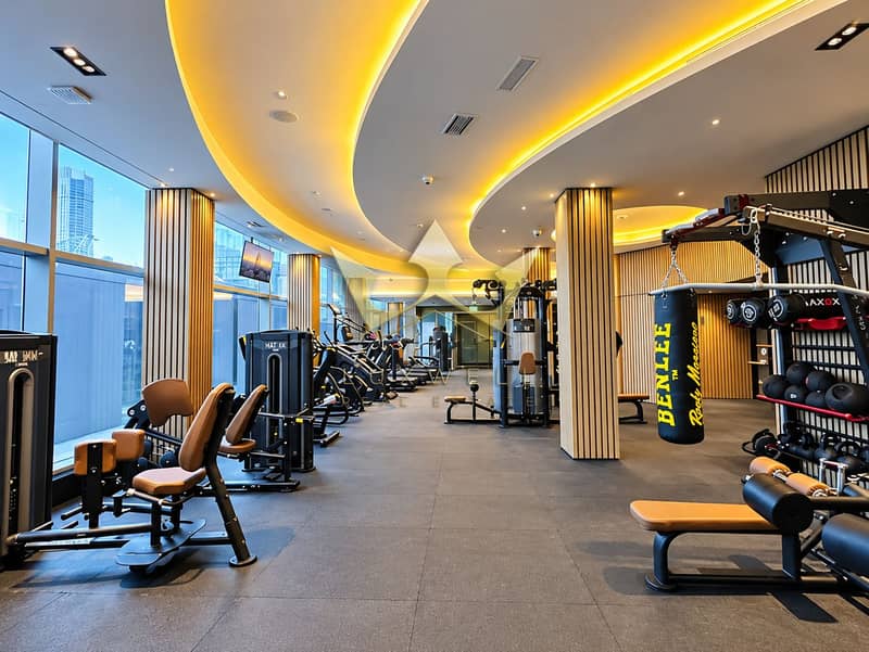 12 Luxury Skyline Fitness Center. png