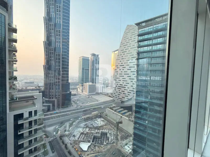1672 SQFT| PREMIUM FIT-OUT | CANAL VIEW