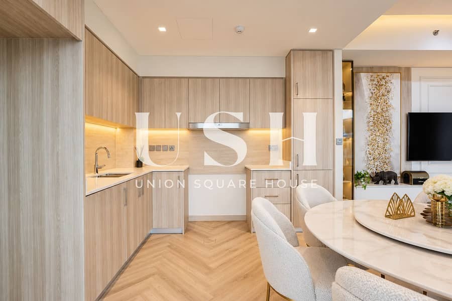 9 Warm Modern Open-Plan Kitchen Dining. png