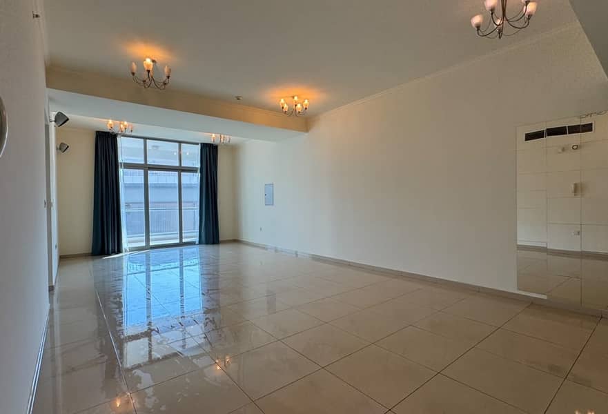 Apartamento en Dubai Marina,DEC Towers,DEC Tower 1, 2 dormitorios, 125000 AED - 16872377 Apartamento en Dubai Marina,DEC Towers,DEC Tower 1, 2 dormitorios, 125000 AED - 16872377