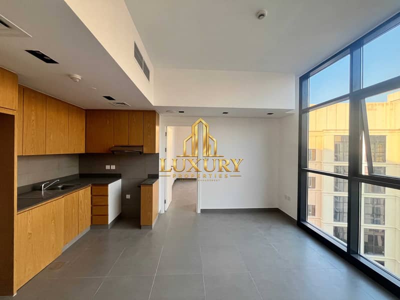 5 Stunning 1BHK with Pool View for Yearly Rent in Al Mamsha, Sharjah – AED 42,500