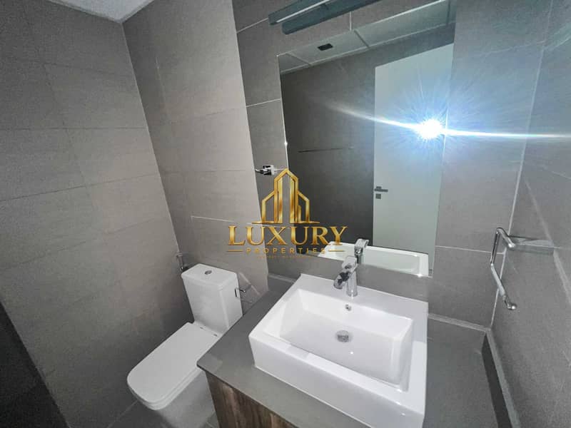 13 Stunning 1BHK with Pool View for Yearly Rent in Al Mamsha, Sharjah – AED 42,500
