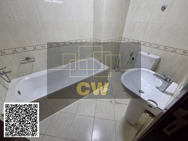 10 53067897-3321-4db9-9078-d9a77772aadc. jpg
