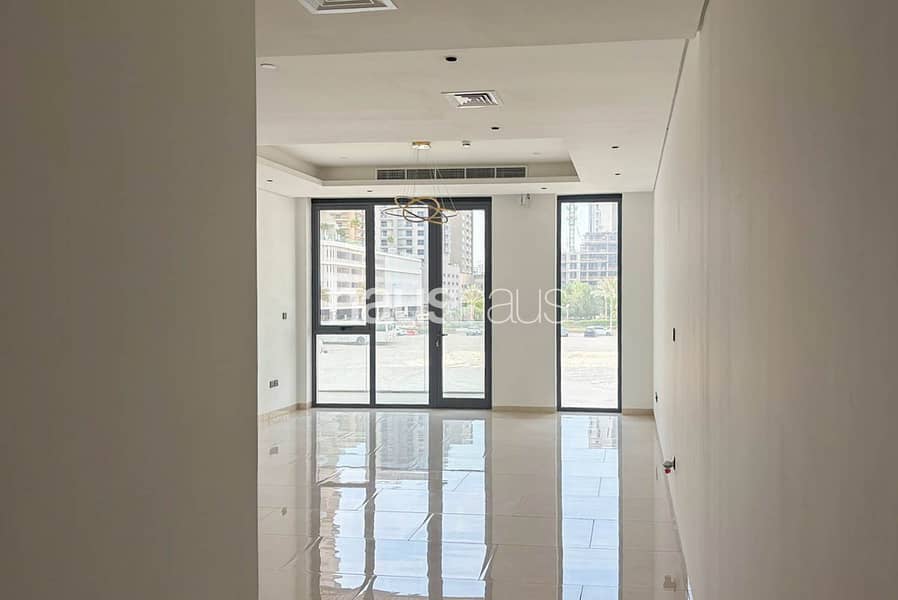 Smart Home | Premium Finishing | 2 Parking Spots Smart Home | Premium Finishing | 2 Parking Spots