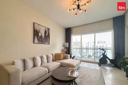 2 Bedroom Apartment for Rent in Business Bay, Dubai - Spacious Apt | High Floor | Maids Room 2 Bedroom Apartment for Rent in Business Bay, Dubai - Spacious Apt | High Floor | Maids Room