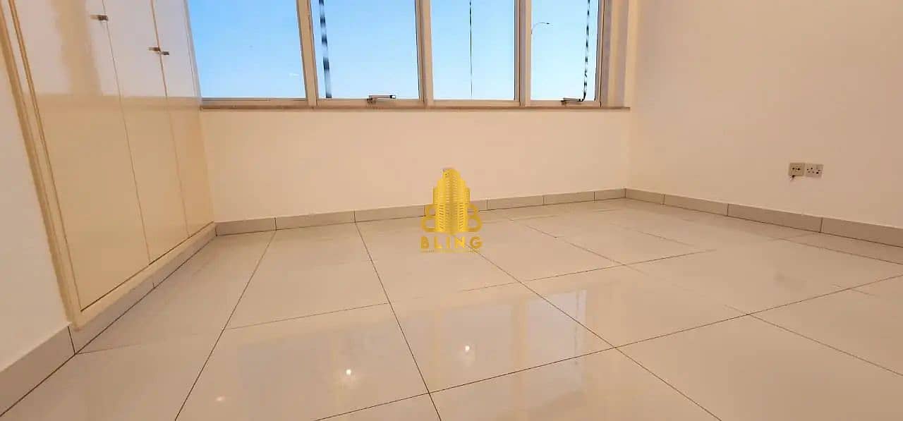 7 869220000-1066x800. webp