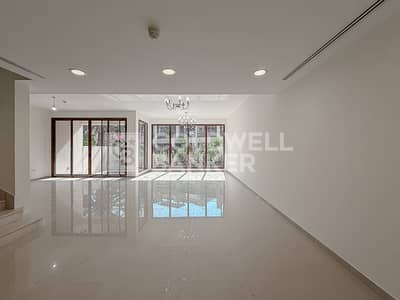 4 Bedroom Townhouse for Sale in Jumeirah Islands, Dubai - Vacant 4BR + Maid | Backs onto Parks & Pools