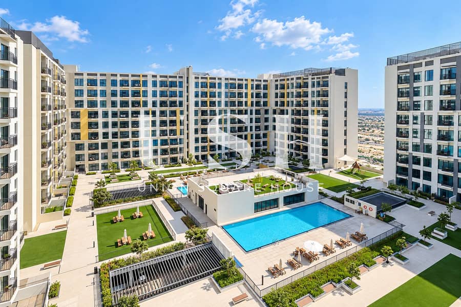 Modern Apartment Courtyard Pool. png Modern Apartment Courtyard Pool. png