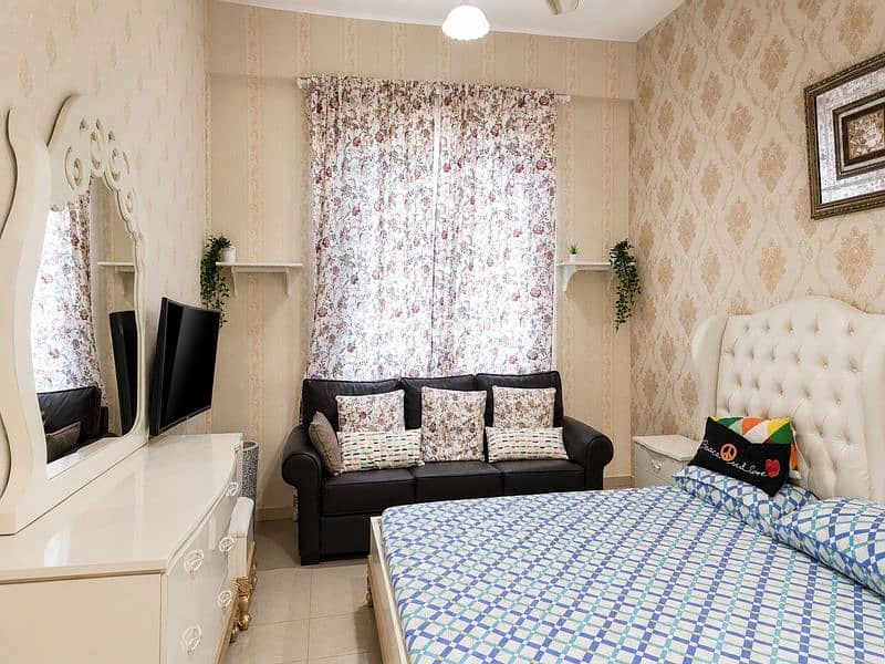 5 Bedroom Photo 02. png