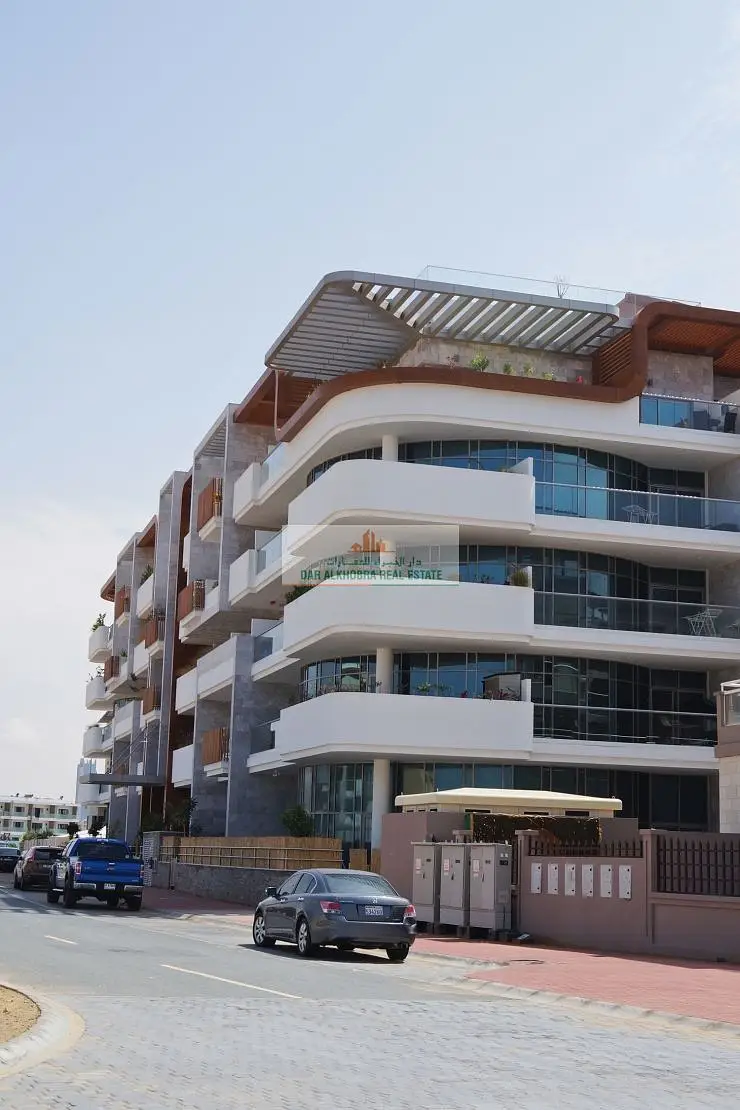 Furnished Studio | Villa Pera | Balcony & Pool Access