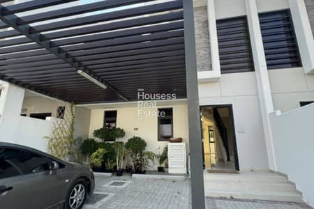 Townhouse de 3 chambres à à louer à DAMAC Hills 2 (Akoya by DAMAC), Dubai - Maison de ville à DAMAC Hills 2 (Akoya by DAMAC)，Coursetia, 3 chambres, 125000 AED - 16882793