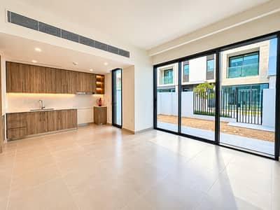 3 Bedroom Townhouse for Rent in Arabian Ranches 3, Dubai - Bright Modern Open-Plan Apartment Interior (1). png
