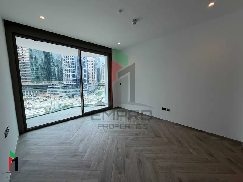 Burj Khalifa View | Spacious Unit | Prime location