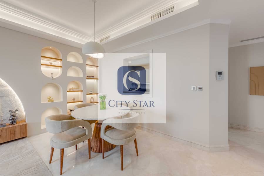13 Dining Kitchen. jpg
