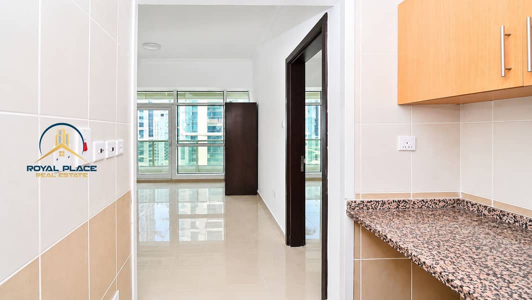 5 Bright Modern Apartment Interior. png