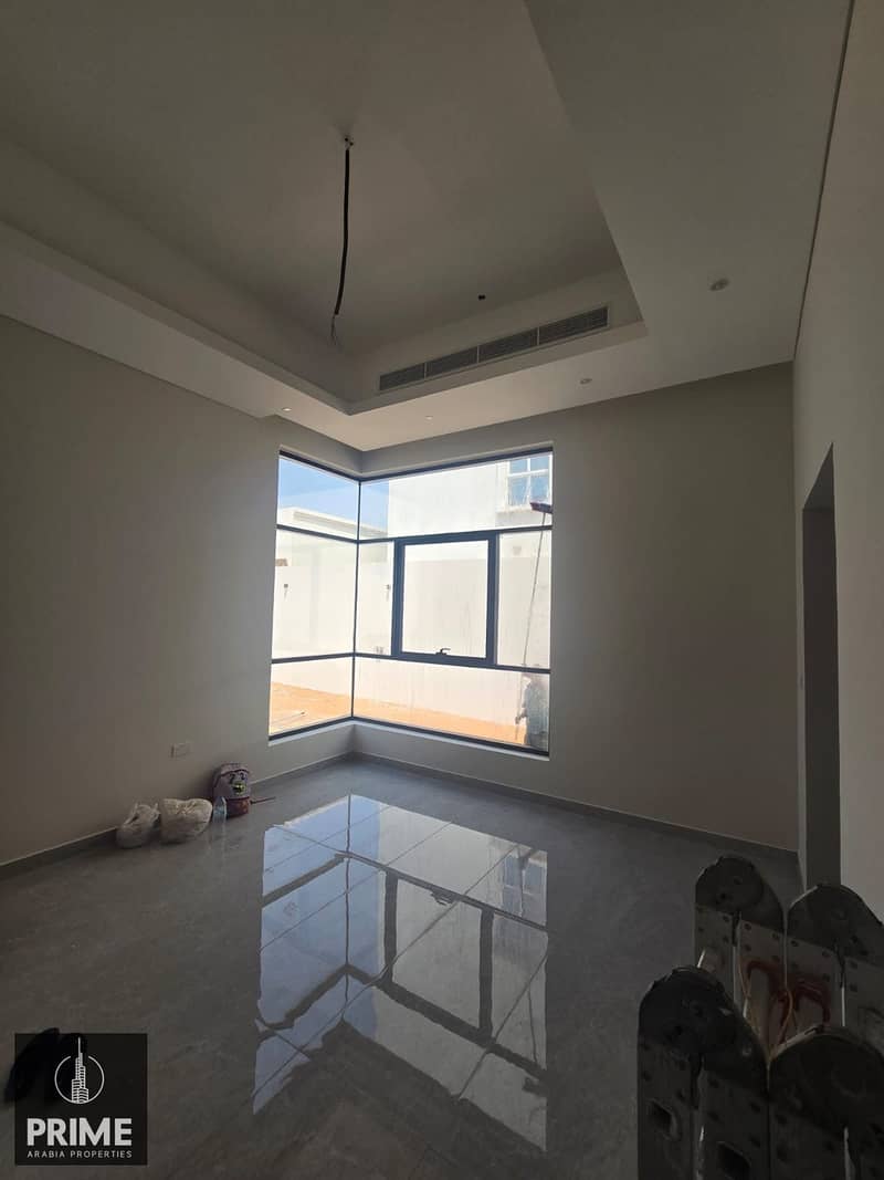8 6f8fd9c8-0527-4ad0-9ad4-2f7eac9229de. jpg